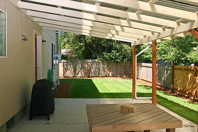 Patio from E 640